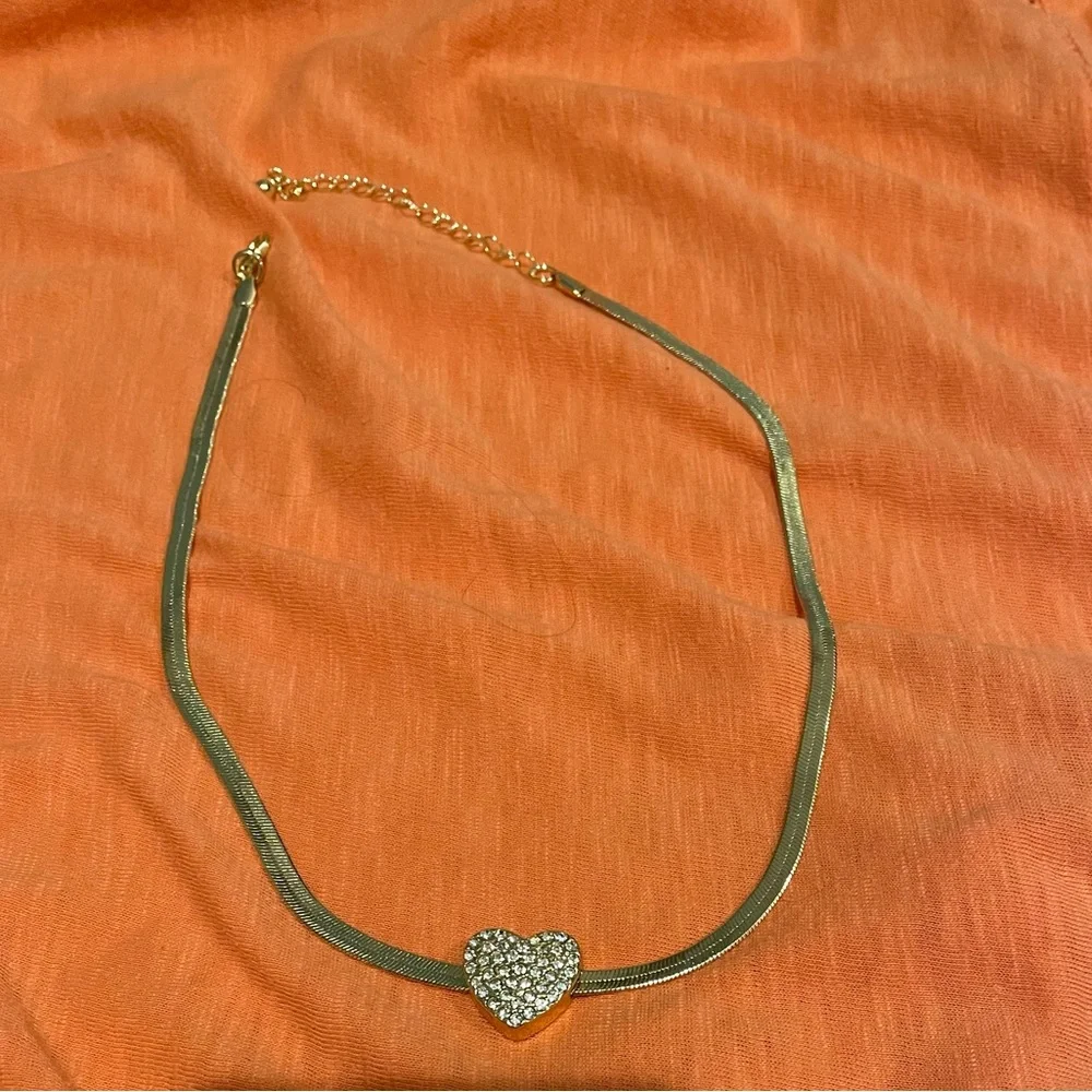 14K Plated Rhinestone Heart on
Herringbone Chain..NWOT - Picture 3 of 7
